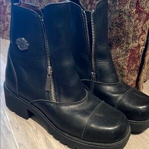 Beautiful leather Harley Davidson motorcycle boots Sz7